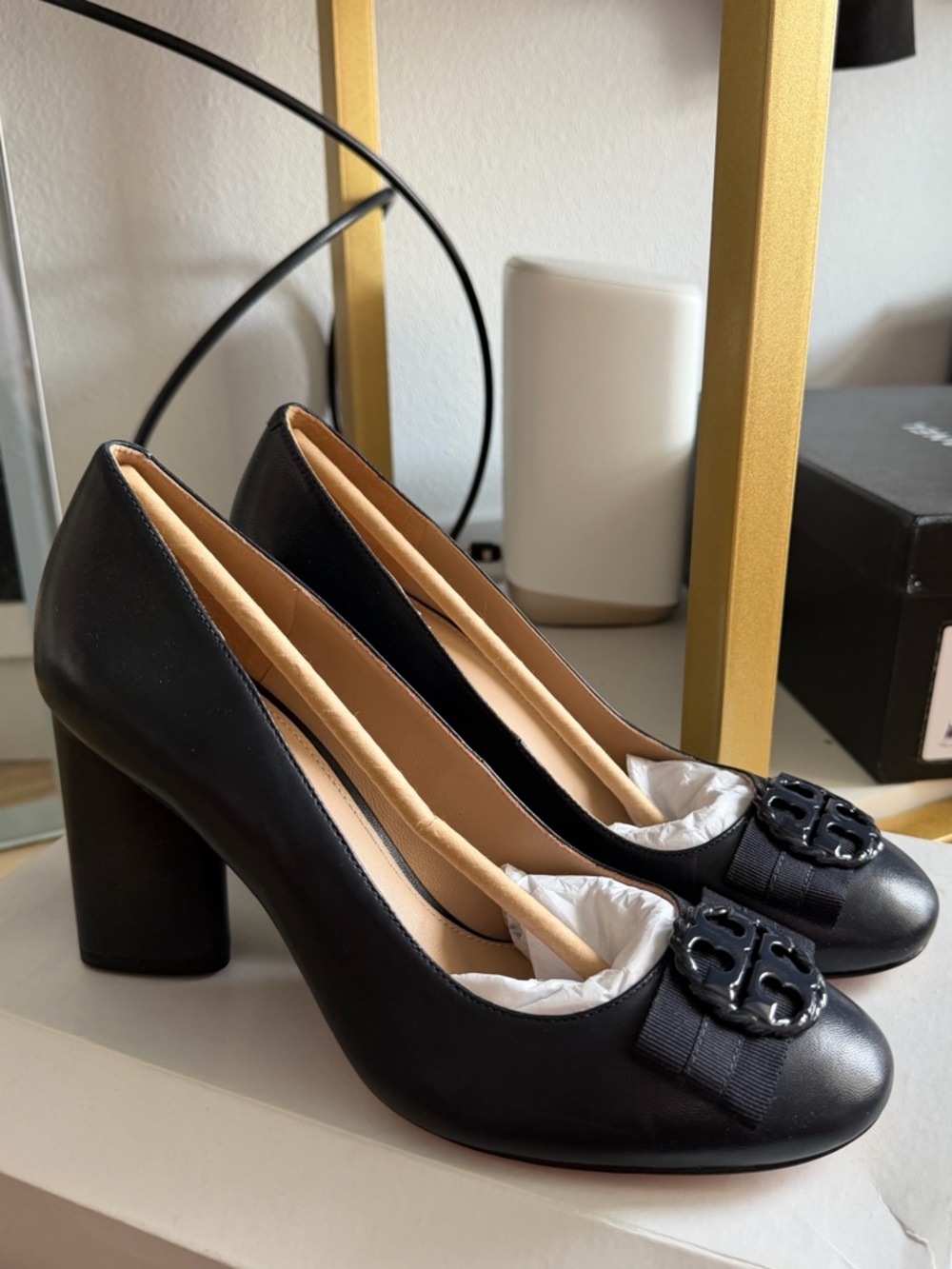 Tory Burch Navy close toed heals